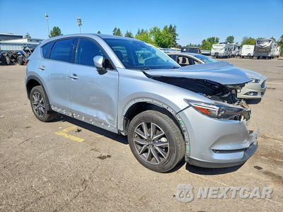Czwarte zdjęcie samochodu z boku: 2018 MAZDA CX-5 GRAND TOURING VIN:JM3KFADM2J1353823 - miniatura