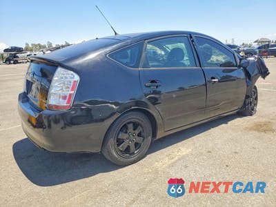 Trzecie zdjęcie samochodu z tyłu: 2004 TOYOTA PRIUS BASE VIN:JTDKB20U040037914 - miniatura