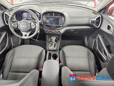 Zdjęcie 8 z 13 samochodu: 2023 KIA SOUL LX VIN:KNDJ23AU0P7196900 - miniatura