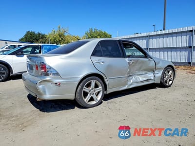 Trzecie zdjęcie samochodu z tyłu: 2003 LEXUS IS 300 BASE VIN:JTHBD192430078758 - miniatura