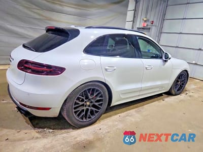 Trzecie zdjęcie samochodu z tyłu: 2017 PORSCHE MACAN GTS VIN:WP1AG2A58HLB53658 - miniatura