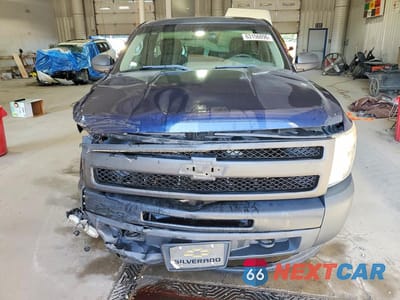 Piąte zdjęcie samochodu w środku: 2011 CHEVROLET SILVERADO K1500 VIN:1GCNKPEA4BZ462425 - miniatura