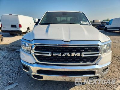 Piąte zdjęcie samochodu w środku: 2023 RAM 1500 BIG HORN/LONE STAR VIN:1C6RREFT6PN619606 - miniatura