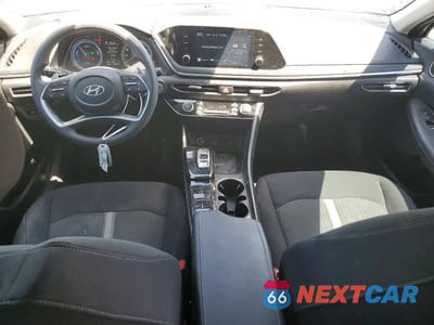 Zdjęcie 8 z 12 samochodu: 2022 HYUNDAI SONATA HYBRID BLUE VIN:KMHL24JJXNA049869 - miniatura