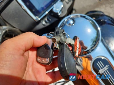 Zdjęcie 8 z 9 samochodu: 2023 HARLEY-DAVIDSON FLHX VIN:1HD1KBC11PB620836 - miniatura