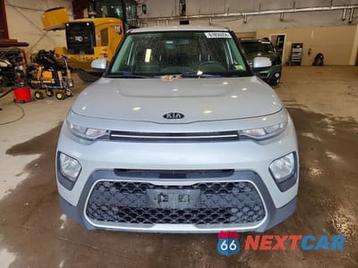 Piąte zdjęcie samochodu w środku: 2020 KIA SOUL LX VIN:KNDJ23AU7L7048401 - miniatura