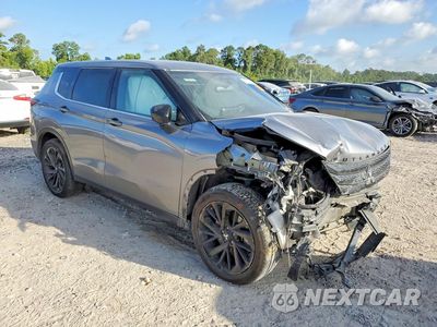 Czwarte zdjęcie samochodu z boku: 2023 MITSUBISHI OUTLANDER SE VIN:JA4J3UA83PZ050110 - miniatura