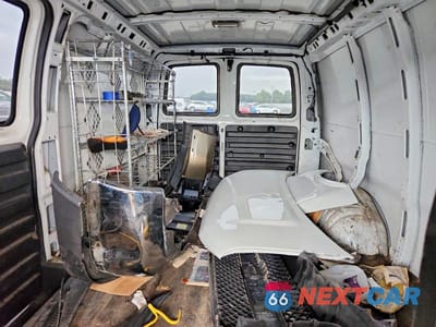 Zdjęcie 10 z 13 samochodu: 2008 CHEVROLET EXPRESS G1500 VIN:1GCFG15X481194832 - miniatura