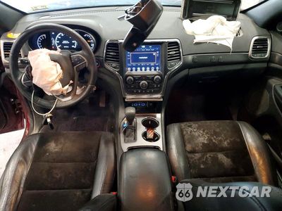 Zdjęcie 8 z 14 samochodu: 2018 JEEP GRAND CHEROKEE LAREDO VIN:1C4RJFAG2JC118909 - miniatura