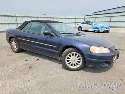 Czwarte zdjęcie samochodu z boku: 2002 CHRYSLER SEBRING LXI VIN:1C3EL55R42N168400 - miniatura