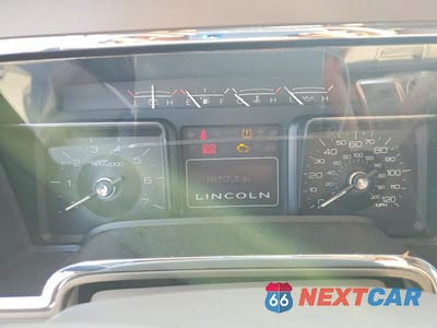 Zdjęcie 9 z 13 samochodu: 2011 LINCOLN NAVIGATOR VIN:5LMJJ2J51BEJ06284 - miniatura
