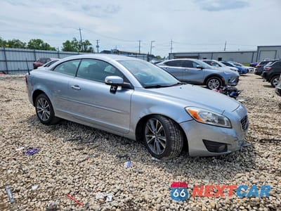Czwarte zdjęcie samochodu z boku: 2012 VOLVO C70 T5 VIN:YV1672MCXCJ125019 - miniatura