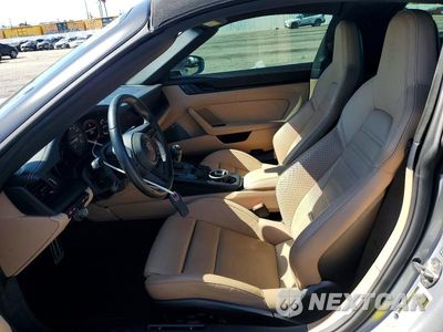 Zdjęcie 7 z 12 samochodu: 2024 PORSCHE 911 TARGA 4S/TARGA 4 GTS/50 YEARS VIN:WP0BB2A94RS282091 - miniatura