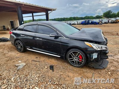 Czwarte zdjęcie samochodu z boku: 2015 HYUNDAI SONATA LIMITED 2.0T VIN:5NPE34AB0FH136578 - miniatura