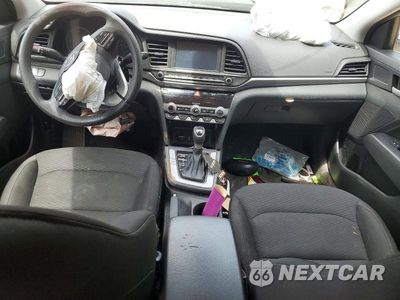 Zdjęcie 8 z 12 samochodu: 2020 HYUNDAI ELANTRA SEL VIN:5NPD84LF1LH548811 - miniatura