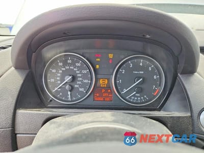 Zdjęcie 9 z 13 samochodu: 2013 BMW X1 XDRIVE28I VIN:WBAVL1C56DVR92001 - miniatura