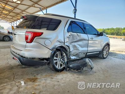 Trzecie zdjęcie samochodu z tyłu: 2017 FORD EXPLORER XLT VIN:1FM5K7D88HGB04114 - miniatura