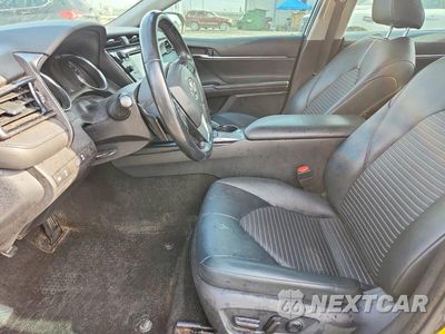 Zdjęcie 7 z 12 samochodu: 2019 TOYOTA CAMRY SE VIN:4T1B11HK1KU718164 - miniatura