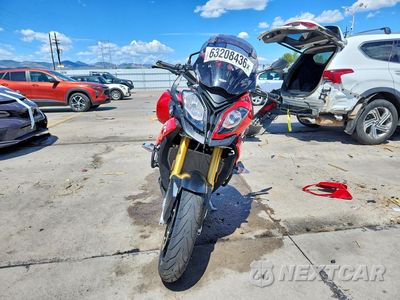 Drugie zdjęcie samochodu z przodu: 2016 BMW S 1000 XR VIN:WB10D1301GZ462706 - miniatura