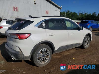 Trzecie zdjęcie samochodu z tyłu: 2021 FORD ESCAPE SEL VIN:1FMCU9H62MUA51461 - miniatura