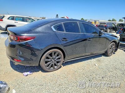 Trzecie zdjęcie samochodu z tyłu: 2025 MAZDA 3 SELECT SPORT VIN:JM1BPABM9S1777445 - miniatura