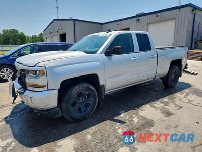 2017 CHEVROLET SILVERADO K1500 LT 1GCVKREC6HZ252446 - główne zdjęcie licytacji z USA - miniatura