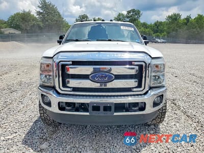 Piąte zdjęcie samochodu w środku: 2016 FORD F250 SUPER DUTY VIN:1FT7W2BT4GED01576 - miniatura