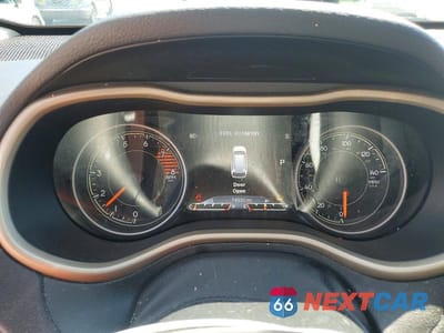 Zdjęcie 9 z 13 samochodu: 2017 JEEP CHEROKEE LIMITED VIN:1C4PJMDS1HW613154 - miniatura