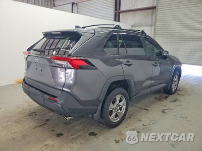 Trzecie zdjęcie samochodu z tyłu: 2025 TOYOTA RAV4 XLE VIN:2T3W1RFV4SW403654 - miniatura
