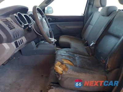 Zdjęcie 7 z 12 samochodu: 2005 TOYOTA TACOMA BASE VIN:5TENX22N05Z058414 - miniatura