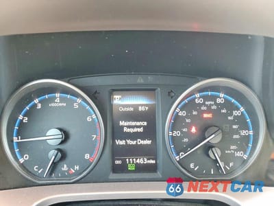 Zdjęcie 9 z 13 samochodu: 2018 TOYOTA RAV4 XLE VIN:JTMWFREV0JJ193229 - miniatura
