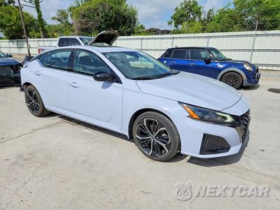 Czwarte zdjęcie samochodu z boku: 2024 NISSAN ALTIMA SR VIN:1N4BL4CV3RN338982 - miniatura
