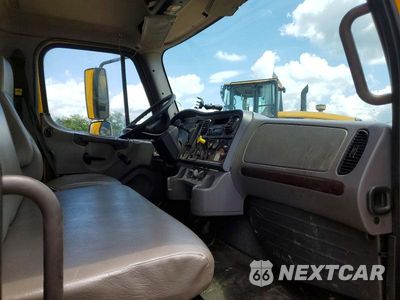 Zdjęcie 11 z 13 samochodu: 2017 FREIGHTLINER BUSINESS CLASS M2 BOX TRUCK VIN:3ALACWDT8HDHV3157 - miniatura