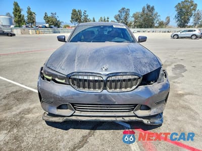 Piąte zdjęcie samochodu w środku: 2022 BMW 330I VIN:3MW5R1J01N8C28759 - miniatura