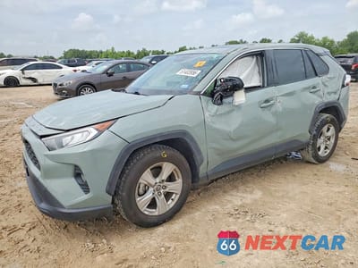 2021 TOYOTA RAV4 XLE JTMW1RFV9MD074580 - główne zdjęcie licytacji z USA - miniatura