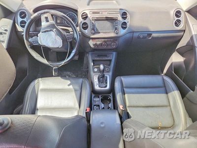 Zdjęcie 8 z 13 samochodu: 2015 VOLKSWAGEN TIGUAN S VIN:WVGAV7AX0FW604000 - miniatura