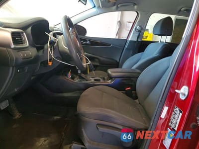 Zdjęcie 7 z 13 samochodu: 2019 KIA SORENTO LX VIN:5XYPGDA33KG528722 - miniatura