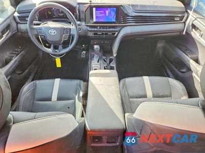 Zdjęcie 8 z 13 samochodu: 2025 TOYOTA CAMRY SE VIN:4T1DAACK6SU581027 - miniatura