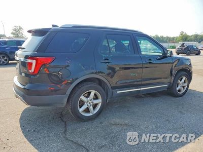 Trzecie zdjęcie samochodu z tyłu: 2016 FORD EXPLORER XLT VIN:1FM5K8D84GGB68672 - miniatura