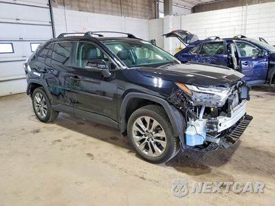 Czwarte zdjęcie samochodu z boku: 2024 TOYOTA RAV4 XLE PREMIUM VIN:2T3A1RFV3RW414519 - miniatura