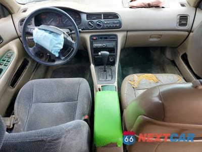 Zdjęcie 8 z 12 samochodu: 1997 HONDA ACCORD EX VIN:1HGCE6679VA024371 - miniatura
