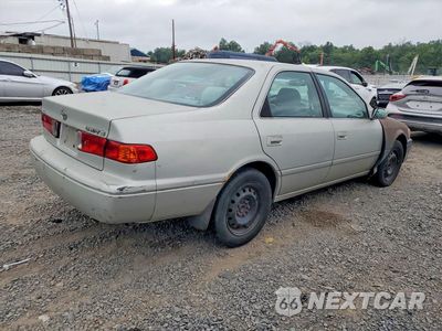 Trzecie zdjęcie samochodu z tyłu: 2001 TOYOTA CAMRY LE VIN:4T1BG22K41U068936 - miniatura