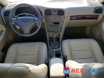 Zdjęcie 8 z 12 samochodu: 2004 VOLVO S40 1.9T VIN:YV1VS275X4F091806 - miniatura