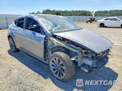 Czwarte zdjęcie samochodu z boku: 2026 TESLA MODEL Y VIN:7SAYGDEE8TF597126 - miniatura