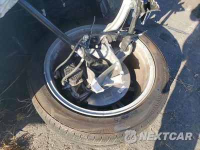 Zdjęcie 12 z 13 samochodu: 2024 TESLA MODEL Y VIN:7SAYGDEE4RA263584 - miniatura