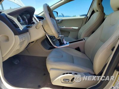 Zdjęcie 7 z 14 samochodu: 2013 VOLVO XC60 T6 VIN:YV4902DZ4D2389406 - miniatura