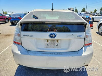 Zdjęcie 6 z 12 samochodu: 2011 TOYOTA PRIUS TWO VIN:JTDKN3DU2B5336201 - miniatura