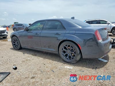 Drugie zdjęcie samochodu z przodu: 2019 CHRYSLER 300 S VIN:2C3CCABG3KH559565 - miniatura