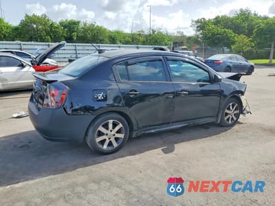 Trzecie zdjęcie samochodu z tyłu: 2012 NISSAN SENTRA 2.0 VIN:3N1AB6AP8CL645163 - miniatura
