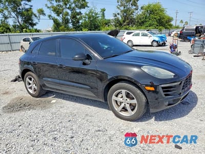 Czwarte zdjęcie samochodu z boku: 2015 PORSCHE MACAN S VIN:WP1AB2A54FLB43530 - miniatura